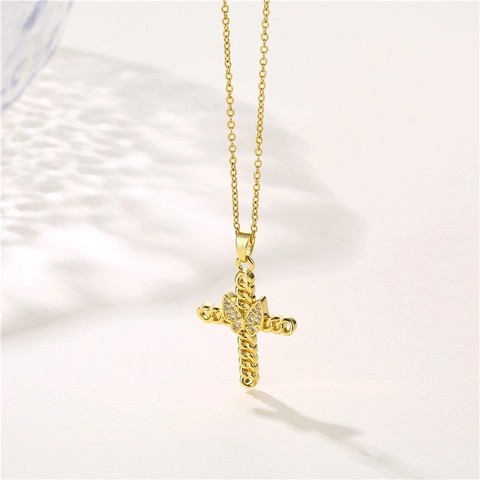 Collana Croce Pendente Farfalla Zircone Placcato Oro 18K Rame Acciaio Inossidabile Catena Corda Clavicola Gioielli Donna