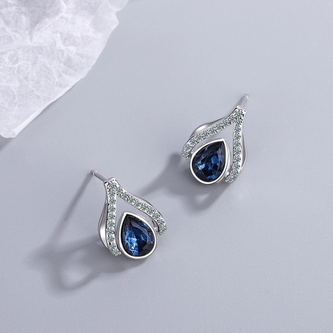 Eleganti Orecchini a Bottone in Rame a Goccia d'Acqua con Strass Blu Gioielli Moderni da Pendolare Vintage per Donna Accessori Argento