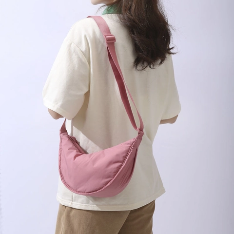 Borsa A Tracolla Mezzaluna In Nylon Da Donna Leggera Resistente All'acqua Borsa A Spalla Dumpling Con Tracolla Regolabile