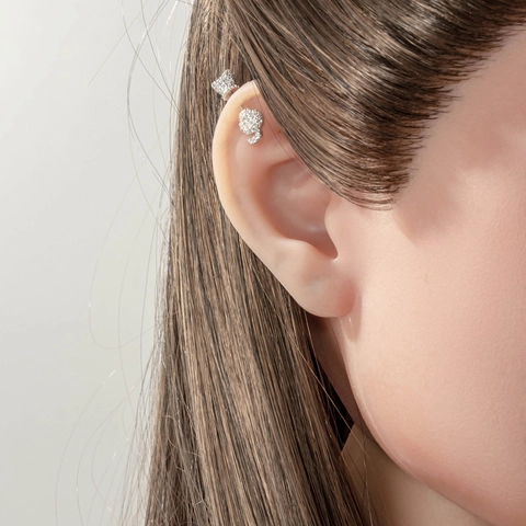Schattige Kat Zirkoon Oorkraakbeen Stud Piercing Sieraden Met Titanium Stalen Staaf En Koper