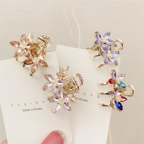 Mini Hair Claw Clips Alloy Rhinestone Crystal Flower Shape Small Shark Hairpins Sweet Elegant Headwear For Women Girls