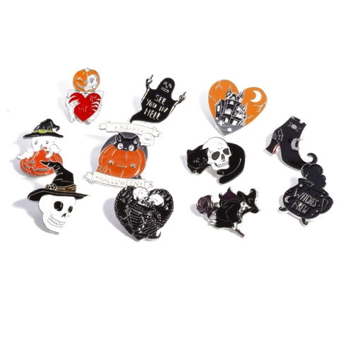 Pin Esmaltado Halloween Fantasma Gótico Calavera Calabaza Sombrero Bruja Gato Negro Insignia Broche Joyería De Aleación
