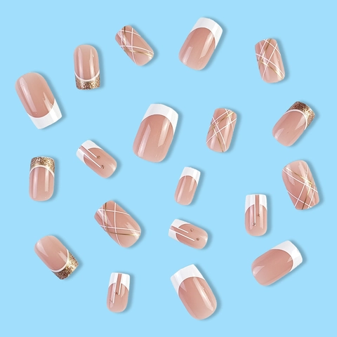 French Style Press On Nails Gouden Geometrische Lijnen Korte Vierkante Nude Roze Kunstnagels Voor Dames Dagelijks