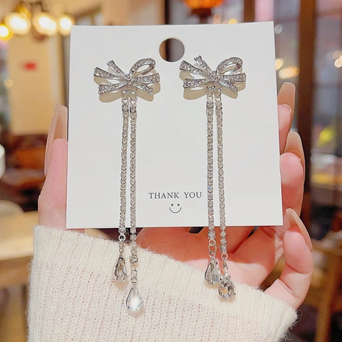Orecchini A Nappa Con Fiocco Con Zirconi Strass E Perno In Argento Sterling 925 Elegante Colore Argento Ciondolo Goccia D'Acqua