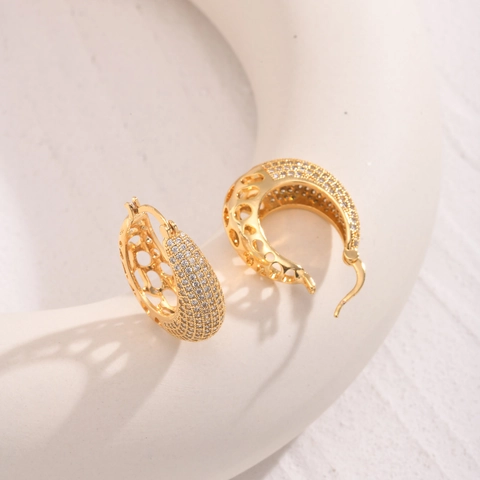 Vintage French Copper Hollow Hoop Earrings With Rhinestone Elegant Gold Geometric Earrings For Women Jewelry Gift