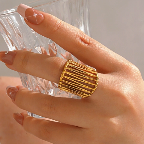 Anillo De Línea Hueca De Acero Inoxidable Chapado En Oro De 18K Ajustable Banda Ancha Geométrica Joyería Para Mujeres