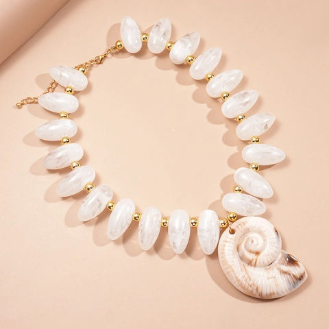 Nautilus Shell Pendant Necklace White Acrylic Beaded Gold Spacer Beads Bohemian Beach Holiday Statement Jewelry For Women