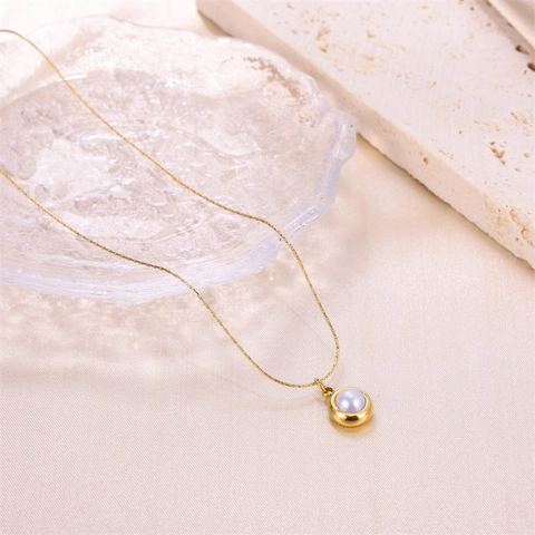Minimalist Round Artificial Pearl Pendant Necklace For Women Stainless Steel Gold Plated Baroque Style Vintage Clavicle Chain