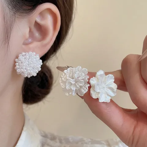 Flower Artificial Pearl Stud Earrings With 925 Sterling Silver Earring Post Elegant White Floral Jewelry For Women