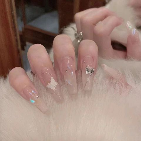 Lange Coffin Press On Nails Gradiënt Nude Roze Met 3D Vlinder Metalen Decoraties Glitter Sparkle Fairy Style Bruiloft Manicure