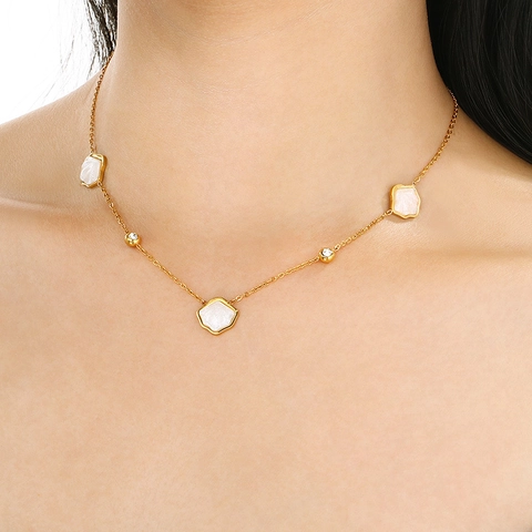 Set Di Gioielli In Acciaio Inossidabile Minimalista Fiore Conchiglia Bianca Zirconia Collana E Orecchini Donna Elegante Placcato Oro