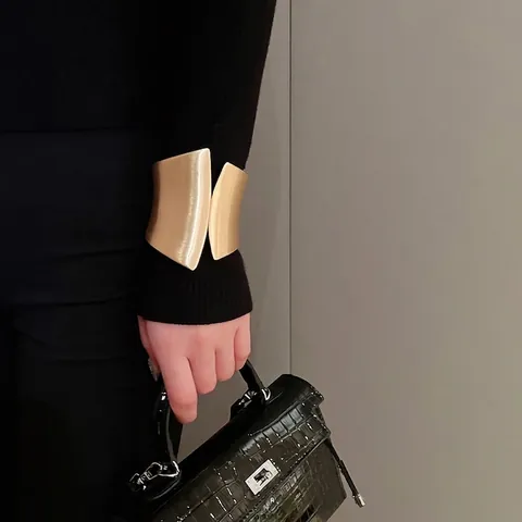 Breites Manschettenarmband Unregelmäßig Geometrisch Legierung Armreif Offen Klappbar Metallisch Modeschmuck Für Frauen