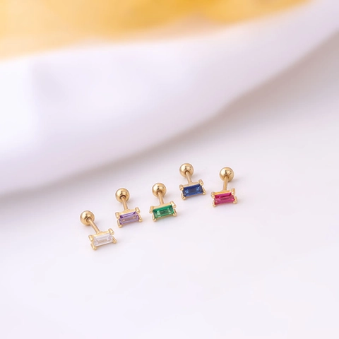 Kraakbeen Oorknopjes Van Titanium Roestvrij Staal En Koper Vierkante Zirkoon Mini Schroefsluiting Piercing Sieraden Voor Dames