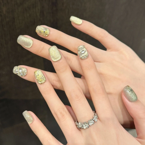 Press On Nails Champagne Gold Glitter Cat Eye Hand Painted Bamboo Design Rhinestones Chinese Style Short Square Artificial Nails