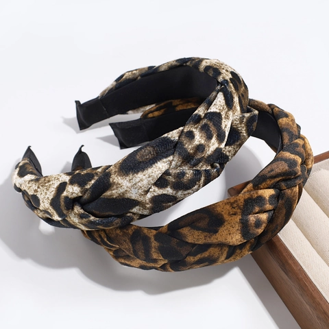 Leopard Print Braided Headband Retro Velvet Fabric Twisted Wide Hairband Fashion Hair Accessories For Women