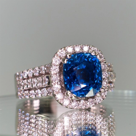 Anillo Halo De Circonita Azul Talla Cojín De Lujo Para Mujer Cobre Banda Pavé De Tres Filas Joyería De Fiesta