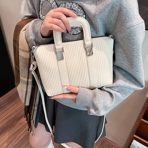 Sac À Épaule En Cuir PU Plissé Pour Femmes Sac À Main Rétro Carré Bandoulière Avec Fermeture Éclair Pour Le Quotidien