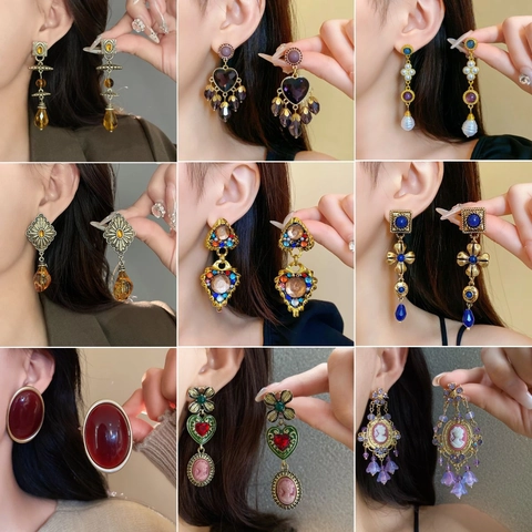 Vintage Baroque Dangle Stud Earrings With Silver Earring Post Alloy Rhinestone Artificial Pearl Elegant Jewelry For Women