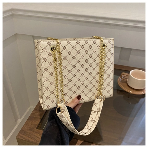 Vintage Monogram PU Leather Tote Bag Gold Chain Shoulder Bag Large Capacity Horizontal Square Commute Bag For Women