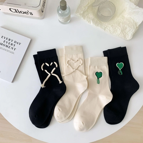 Damen Baumwolle Crew Socken Herz Stickerei Quaste Seilknoten Chic Harajuku Mittelhoch Strümpfe