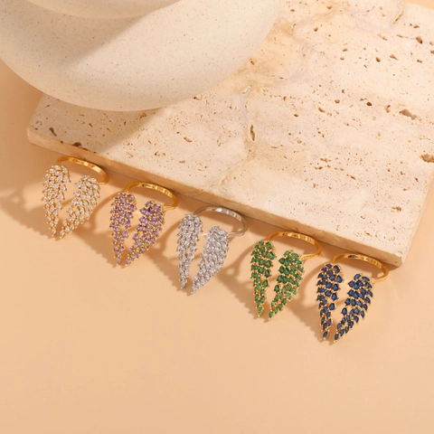 Lussuoso Anello Aperto in Rame Con Zirconia a Forma di Ala per Donna Placcato Oro 14K Anello Regolabile Design Piuma Gioielli