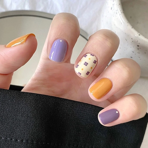 Purple Orange Floral Press On Nails Short Square Round Artificial Fake Nail Tips Reusable Sweet Style For Women