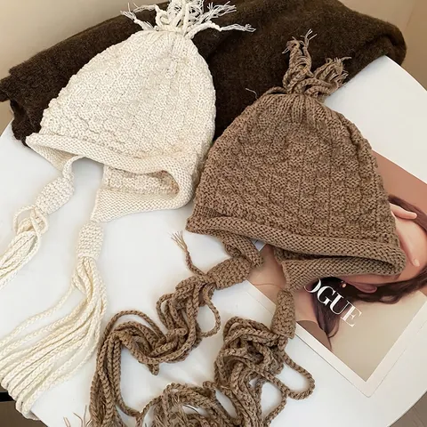 Berretto Di Lana Lavorato A Maglia Con Paraorecchie E Trecce Lunghe Da Donna Stile Boho Fatto A Mano Per Inverno