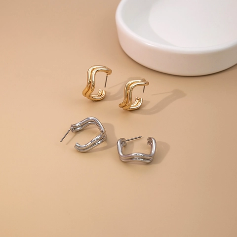 Orecchini A Lobo Geometrici Irregolari Quadrati A Onda Gioielli In Ferro Minimalisti Con Perno In Argento Per Donna
