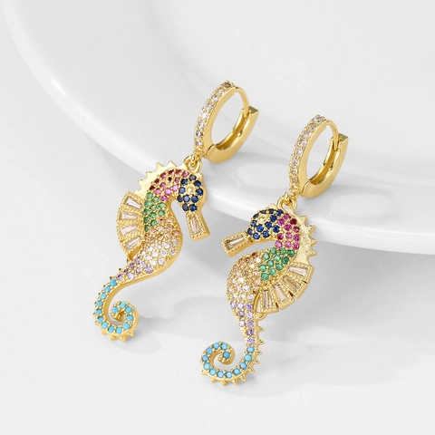 Pendientes De Aro De Caballito De Mar Cobre Chapado En Oro De 18K Con Circonitas Coloridas Joyería Mujeres