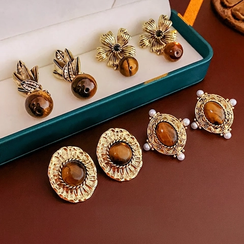 Pendientes De Boton Vintage Flor Hoja Con Piedra Ojo De Tigre Perla Artificial Aleacion Para Mujeres Estilo Palacio Retro