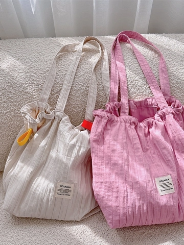 Large Capacity Pleated Tote Bag Women Lightweight Vertical Striped Texture Drawstring Shoulder Bag Daily Commute Student
