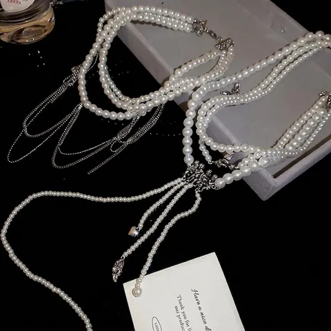 Mehrlagige Künstliche Perlen Quaste Halskette Vintage Elegant Französischer Stil Damen Schmuck Edelstahl Legierung Herz Anhänger