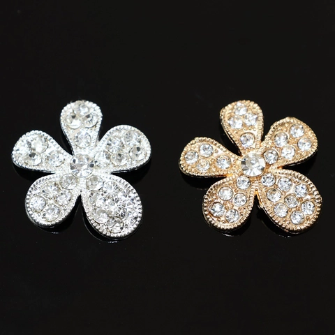 Dije De Aleación De Flor De Cinco Pétalos Con Diamantes De Imitación Brillantes Accesorio De Bricolage Para Ramo De Novia