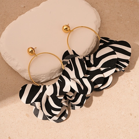 Orecchini Pendenti A Petalo Stratificato In Tessuto Con Stampa Zebra Retrò Con Cerchio In Lega E Silver Earring Post Per Donna Geometrico