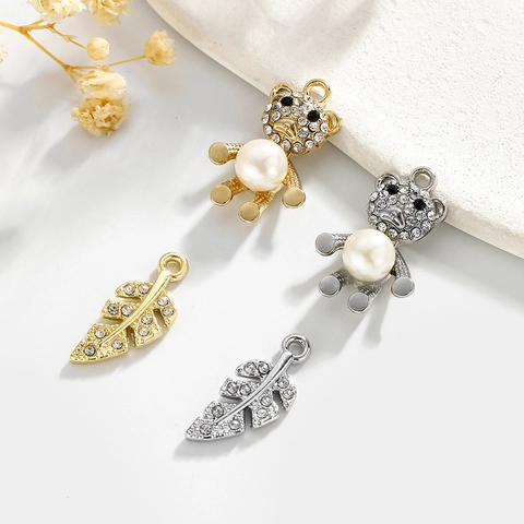 Orso Foglia Gioielli Charms Lega Imitazione Perla de Agua Dulce Strass Ciondoli Per DIY Collana Bracciale Produzione Stile Dolce