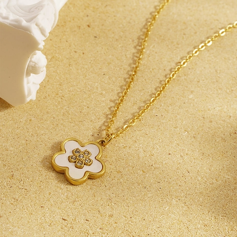Elegant Flower Pendant Necklace Stainless Steel Mother Of Artificial Pearl Shell Rhinestone Clover Jewelry For Women