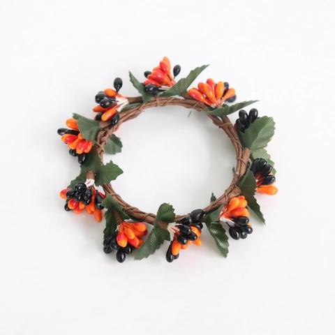Artificial Berry Candle Ring Halloween Decoration Orange Black Stone Powder Pip Berries Satin Leaves Autumn Table Centerpiece
