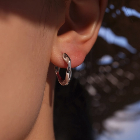 Pendientes De Aro Trenzados De Acero Inoxidable Bañados En Oro De 18K Ola Irregular Geométrica Joyería Para Mujer