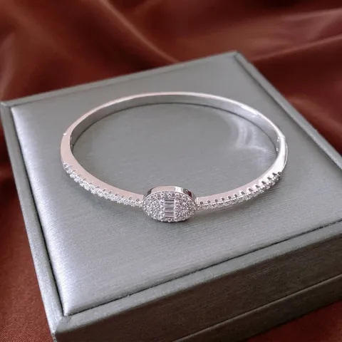 Oval Micro Pave Zircon Bangle Copper Gold Plated Silver Minimalist Light Luxury Fashion Jewelry For Women