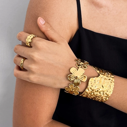 Blumen Manschettenarmband 18K Vergoldet Edelstahl Breit Offen Armreif Wasserdicht Hypoallergen Vintage Schmuck Damen