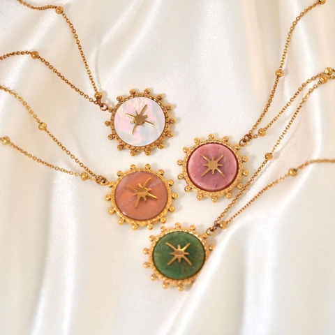 Boheemse 14K Vergulde Titaniumstaal Ronde Ster Hanger Halsketting Natuursteen Parelmoer Bolletjesketting Sieraden
