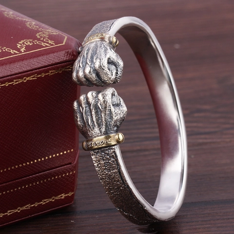 Bracciale Rigido Aperto in Lega Retrò a Forma di Pugno per Uomo Donna Punk Gotico Teschio Testurizzato Argento Oro Gioielli Regalo