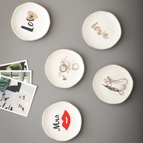 Ceramic Jewelry Dish Irregular Round Trinket Tray With Gold Rim Porcelain Ring Holder For Necklace Earrings Dresser Decor