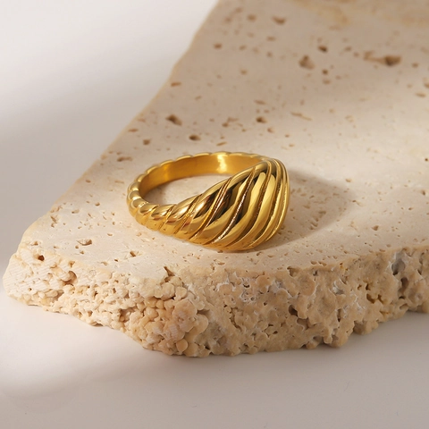 Croissant Ring 18K Gold Plated Stainless Steel Wrinkled Texture Ribbed Band Vintage Jewelry For Women