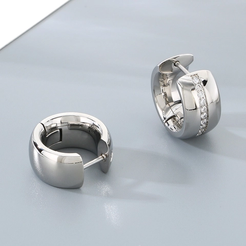 Trendige Huggie Creolen Aus Edelstahl Mit Zirkonia Einlage Poliertes Breites Band Punk Stil Schmuck Für Damen Und Herren