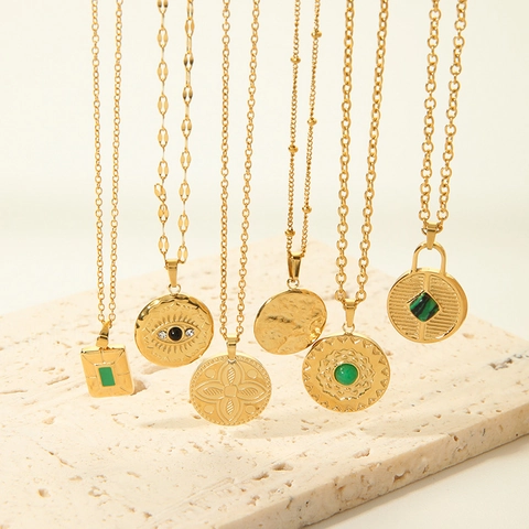 Evil Eye Anhänger Halskette Für Frauen 18K Vergoldeter Edelstahl Retro Gehämmert Scheibe Rund Grün Edelstein Schmuck