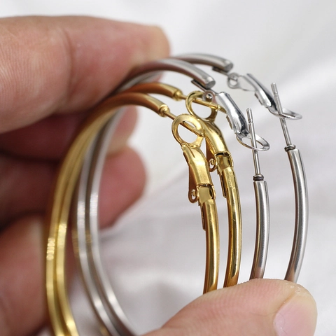 Minimalistische Große Creolen Aus Edelstahl 18K Vergoldet Mode Geometrisch Rund Für Damen