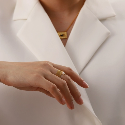 Verstellbarer Offener Ring 18K Vergoldeter Edelstahl Mit Künstliche Perlen Und Sternanhänger Vintage Texturierter Vertikaler Maserung Damen
