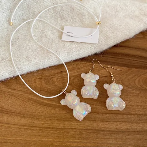 Set Gioielli Orso Resina Iridescente Collana Cartone Animato E Orecchini Gancio Per Donna Carino Kawaii Accessorio