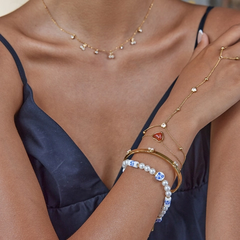 Armreif Aus Edelstahl Vergoldet Zirkonia Kirsche Herz Anhänger Eleganter Modischer Handgelenkschmuck Für Damen Wasserdicht